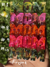 Load image into Gallery viewer, MOM all design resin keychain