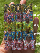 Load image into Gallery viewer, MOM all design resin keychain