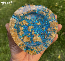 Load image into Gallery viewer, Resin Ashtray