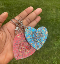 Load image into Gallery viewer, Cupid's arrow resin keychain