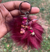 Load image into Gallery viewer, Flower (Rose petal) pompom keychain