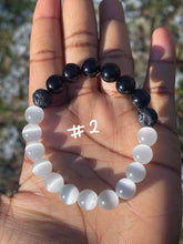 Load image into Gallery viewer, White cat-eye/Onyx/lave rock bracelet
