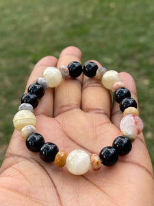 Elastic marble/onyx bracelet