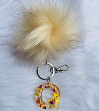 Load image into Gallery viewer, Flower ( Chrysanthemum) pompom keychain
